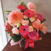 女性用 誕生日祝い アレンジメント かわいく 女性用 誕生日祝い アレンジメント かわいく